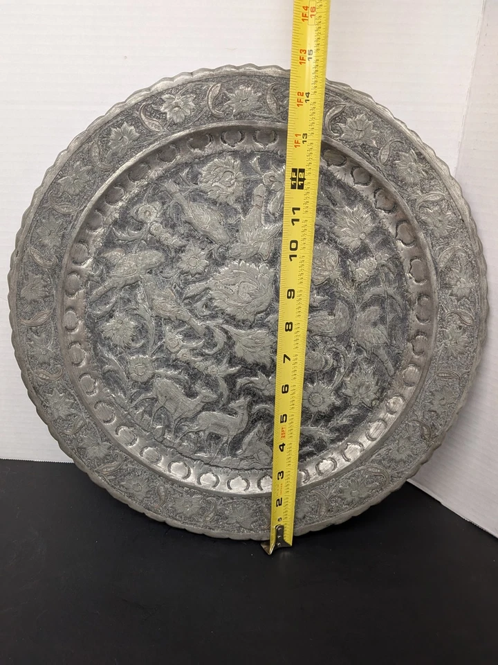 Bandeja persa de Oriente Medio metal plata latón flora pájaros patrón ciervo raro 15" Foto 3 de 4