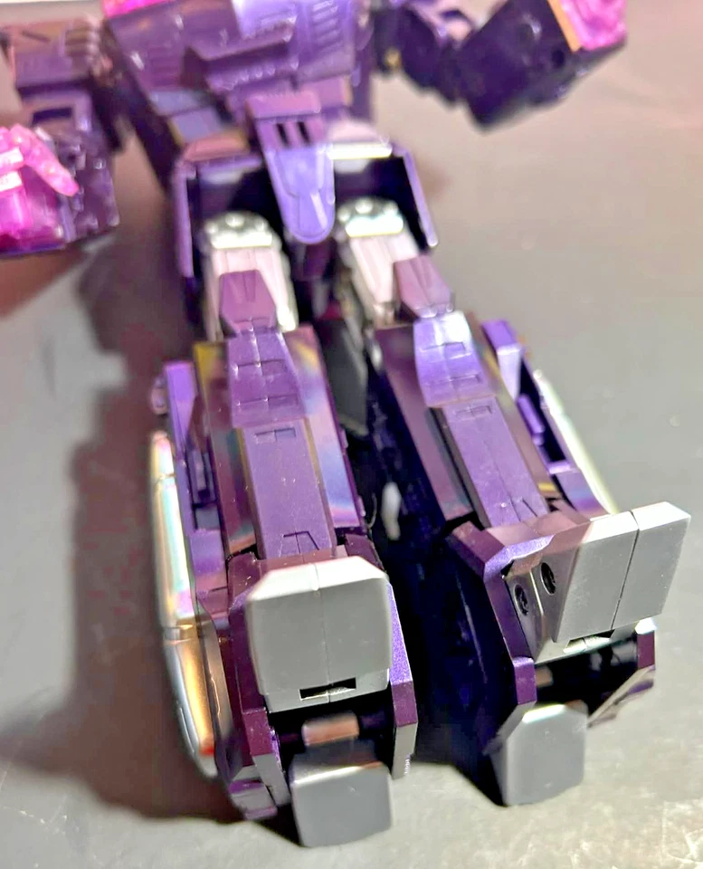 Cloud9 C9 W-01 Quakeblast Masterpiece Scale Shockwave G1 - Image 4 of 4