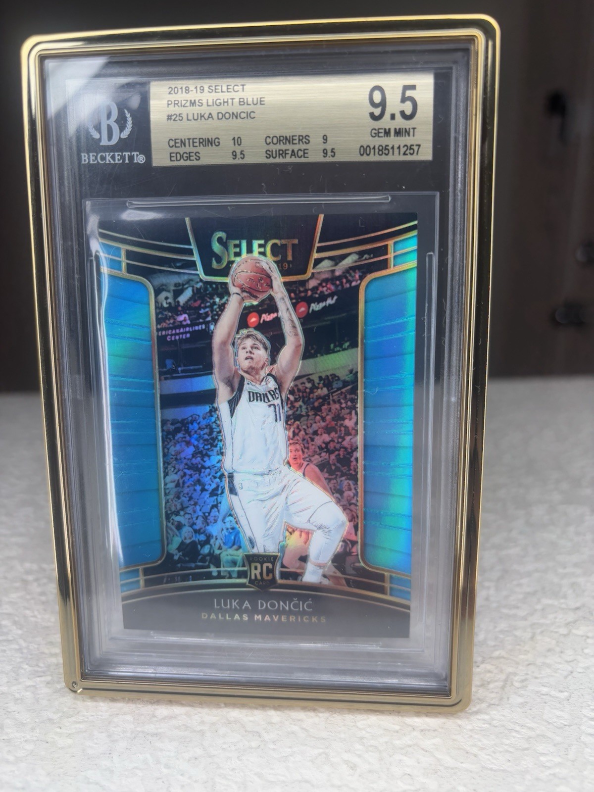 Luka Doncic Rc 2018-19 Select Light Blue Prizm #25 BGS 9.5 GEM MINT RC #’d /299