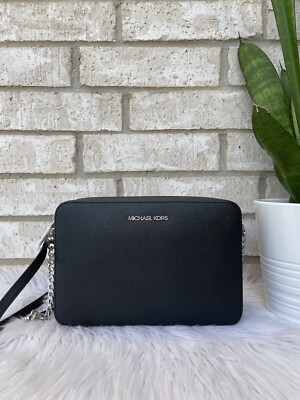 【美品】MICHAEL KORS ショルダーバッグ PVC モノグラム 黒 美品】MICHAEL KORS ショルダーバッグ PVC モノグラム 黒