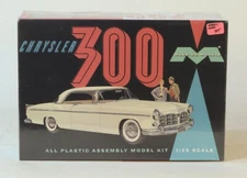 Moebius Model Kit Chrysler 300 1/25 Scale