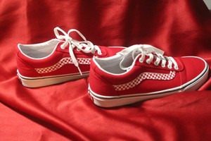 vans size 9.5 womens