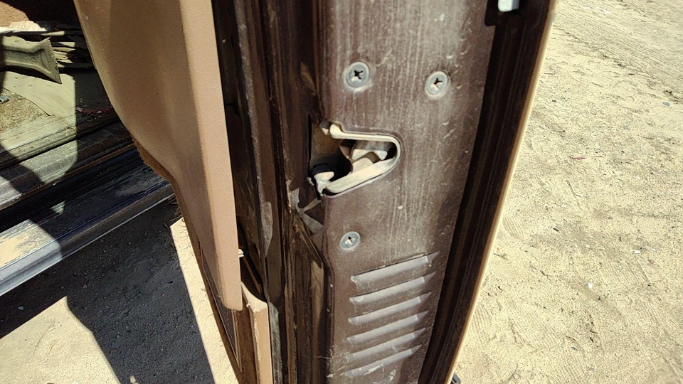 Ford F150 1988 pasajero puerta delantera derecha pestillo con varillas/cables OEM Foto 3 de 4