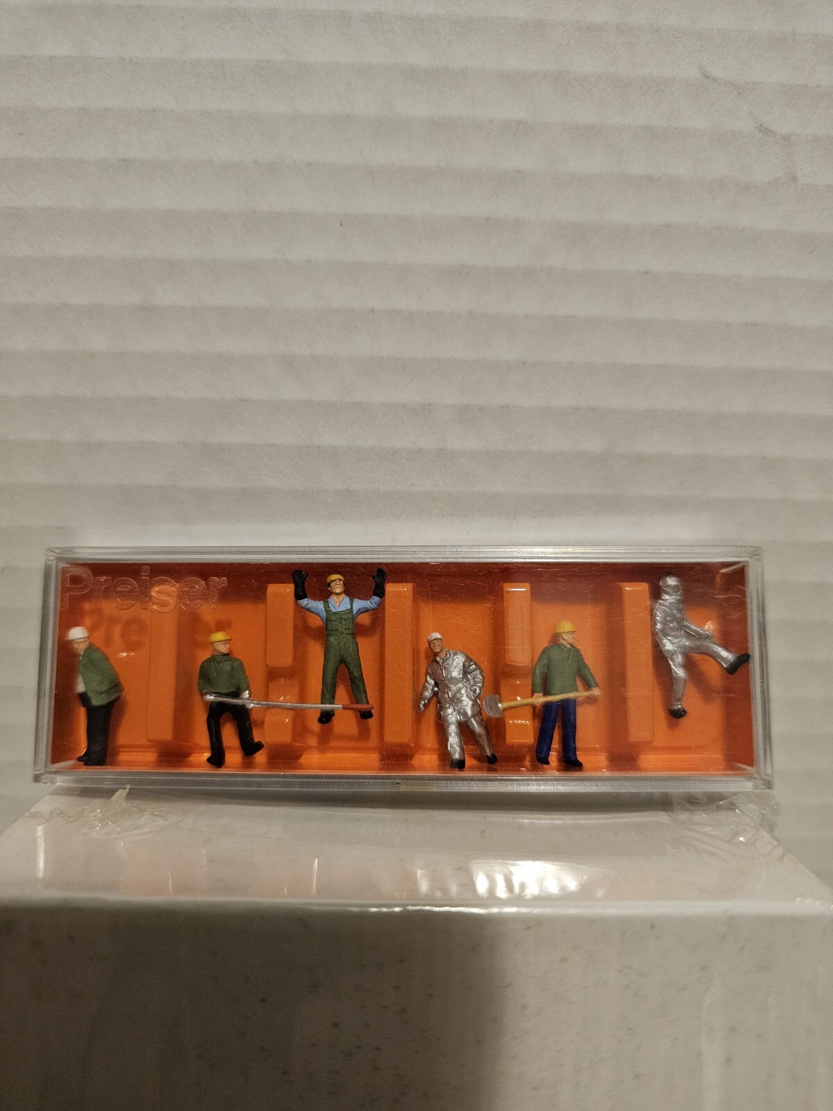 Picture 1 of 5