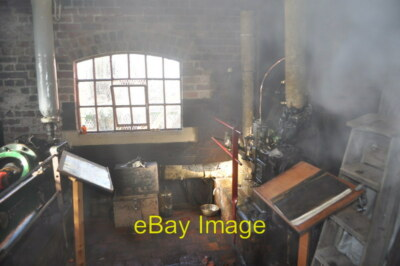 #ad Photo 6x4 Steamy Room Rather steamy inside the pump room next to the boil c2010 GBP 2.00
