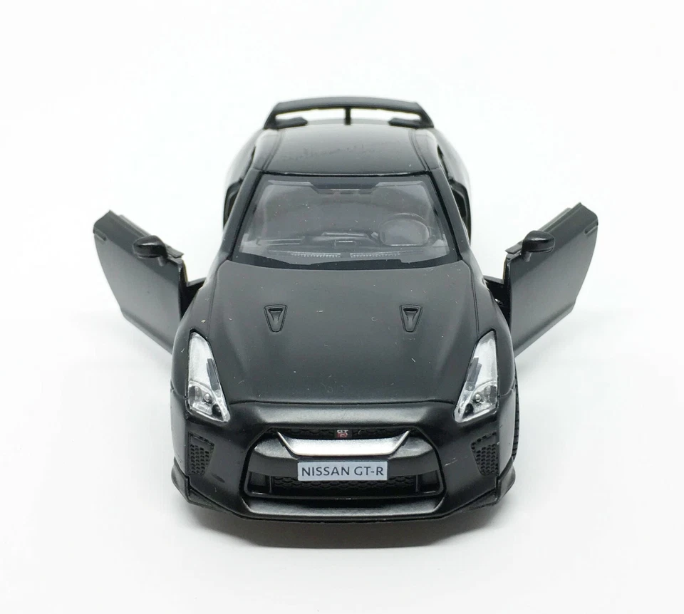 RMZ City Nissan GT-R R35 Black 1/36 (4.5") in Package - Imagem 4 de 4