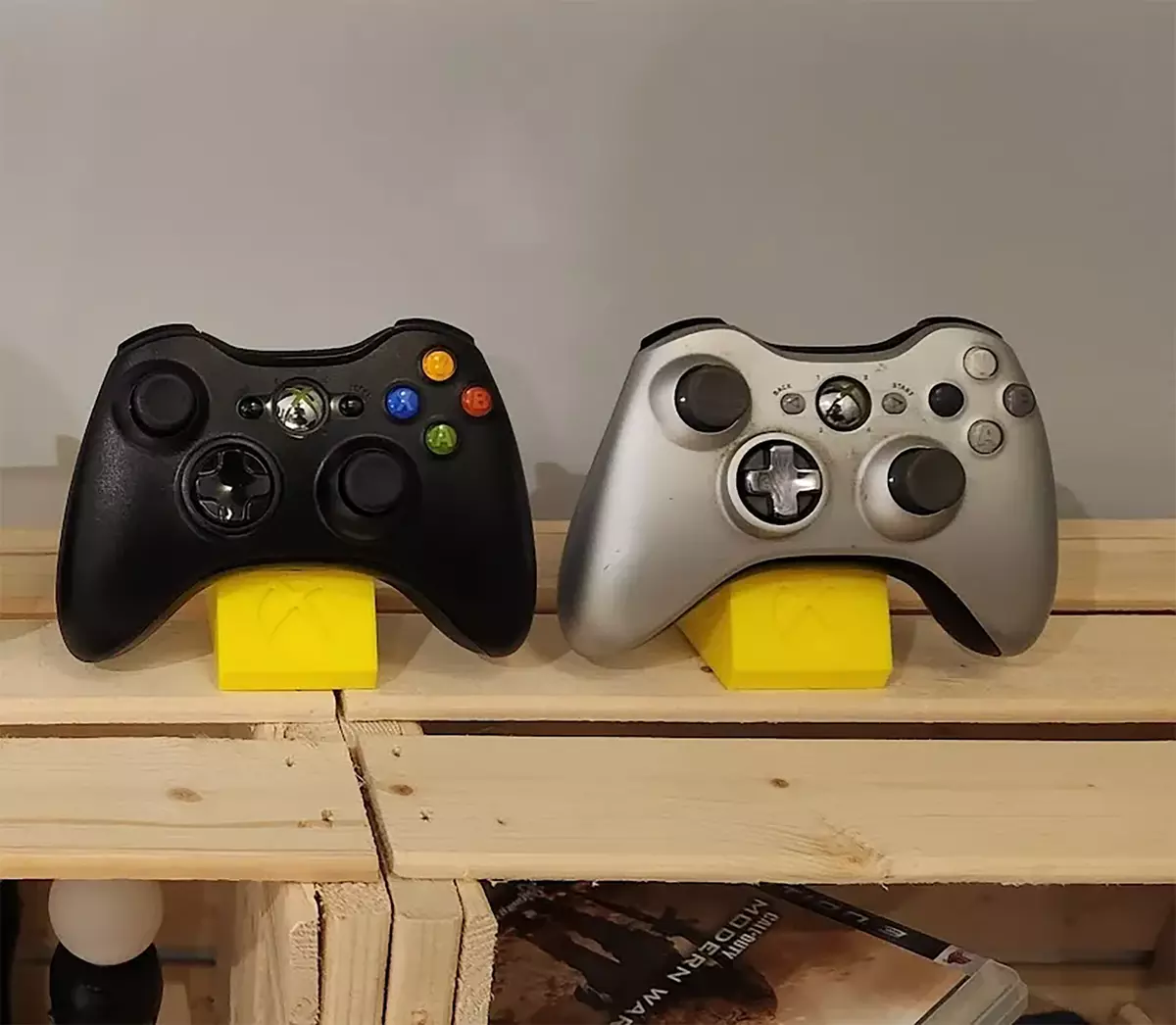 Microsoft XBOX 360 Controller Display Stand