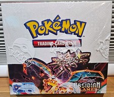trading cards binder LYNX Faux-Leather Trading Card Binder Red