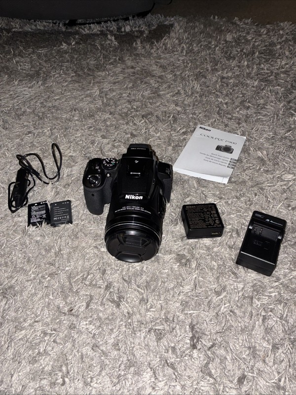 Nikon Coolpix P900 Digital Camera 83x Zoom 16MP Wi-Fi  Fix Parts Battery w/ box