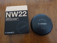 MAC Studio Fix Powder Plus Foundation Shade NW22 Full Size 15g