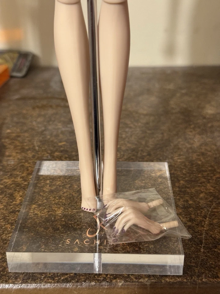 Meteor - Fierce Seduction Navia Pham - Integrity Toys x Sachika - Nude Doll ONLY - Image 4 of 4