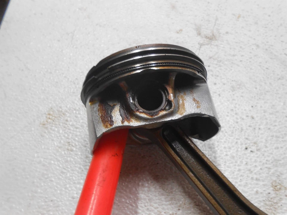 Dodge Dart 2013 2014 2015 2016 varilla de conexión y pistón 2,0 L Foto 4 de 4