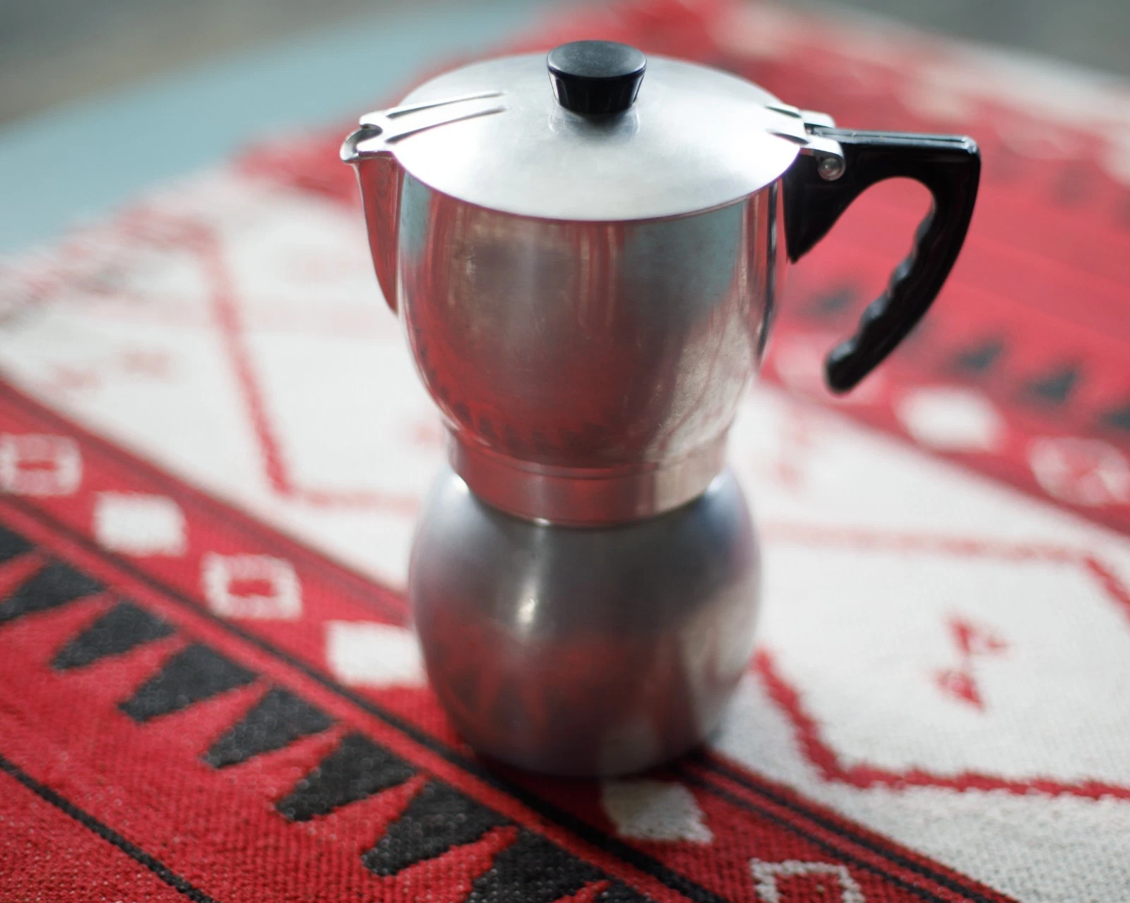 VINTAGE LUXA EXPRESS ITALY STOVETOP COFFEE MAKER AS IS.