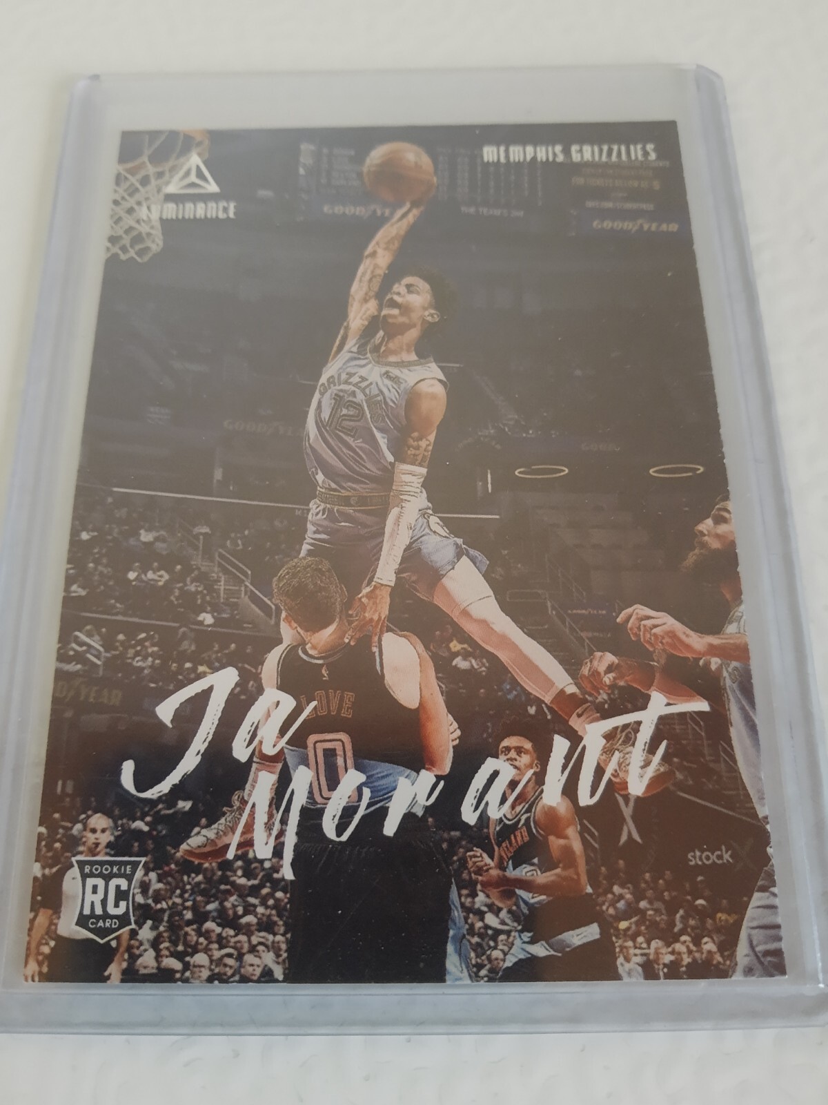 2019-20 Chronicles Luminance Ja Morant Rookie #165 Grizzlies