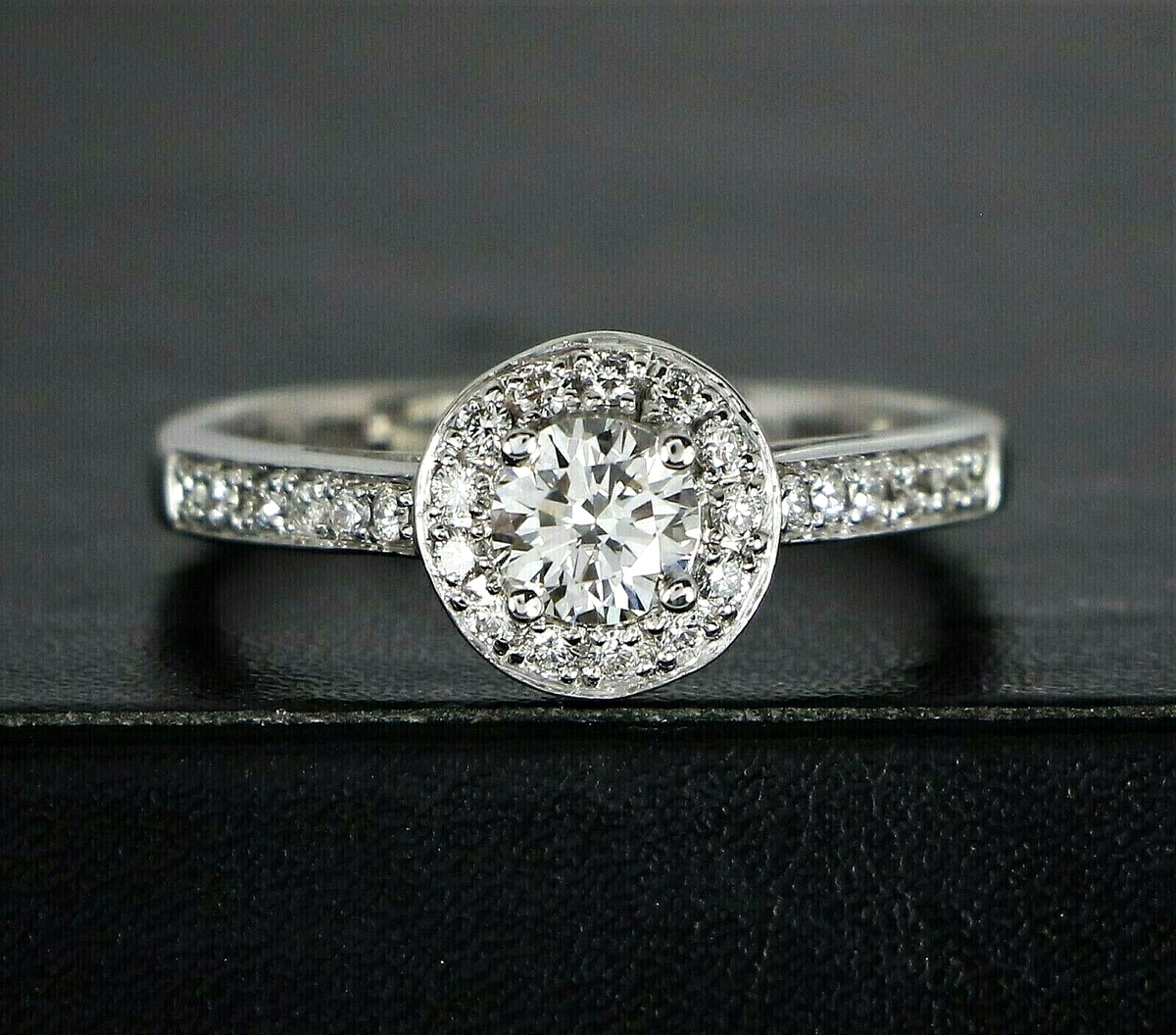 Helzberg Diamond Masterpiece HDS 18K White Gold Diamond Halo