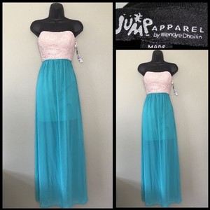 Jump Apparel by Wendye Chaitin Prom Dresses