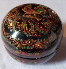 Scatola di vernice Birmania, piccola scatola rotonda di vernice Myanmar, tre scatole di vernice l'una nell'altra