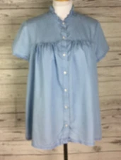 Crown & Ivy Top Women Size L Blue Chambray Button Front Ruffle Neck Short Sleeve