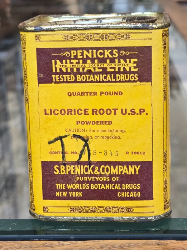 Licorice Root, USP, Powdered, S.B. Penick & Company, Vintage Drug Store Stock