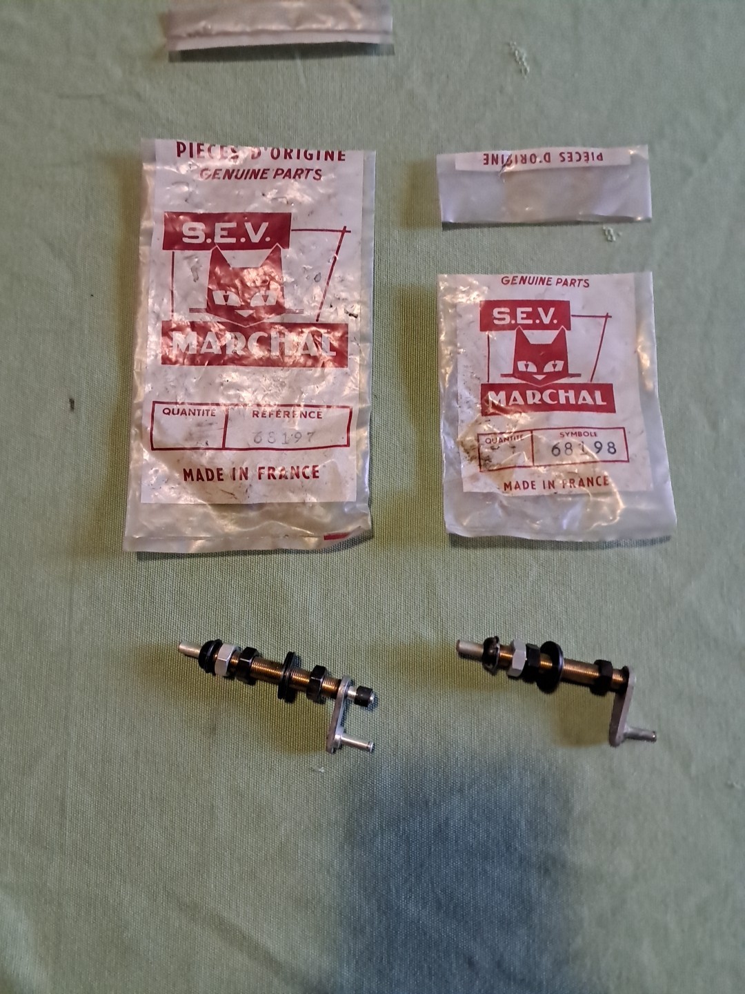 Paliers d'essuie-glace Simca Aronde A90 pour corriger le jeu du balayage d'origine
