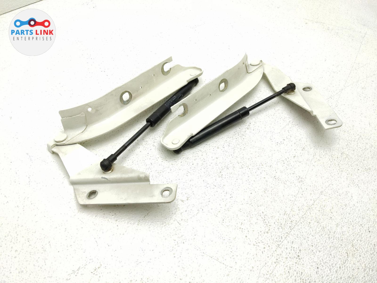 2008-14 FERRARI CALIFORNIA FRONT HOOD BONNET HINGE STRUT SHOCK SET WHITE F149