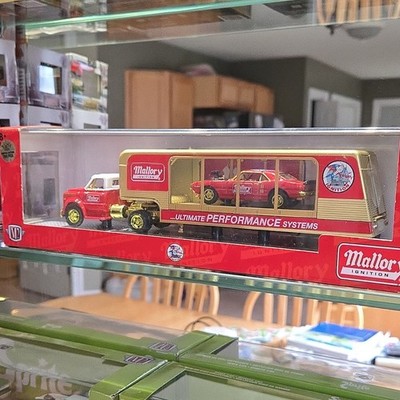 chase 1/750 Mallory Ignition Red Gold White Truck 1:64 Diecast Limited Edition 