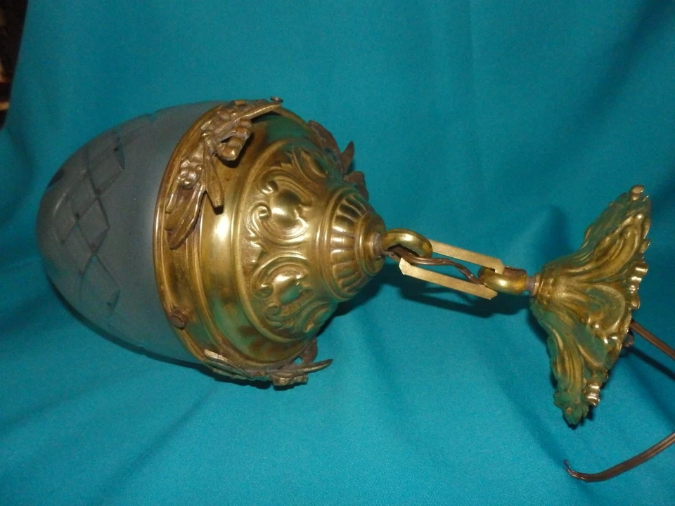 ANCIEN LUSTRE PLAFONNIER BRONZE LAITON STYLE LOUIS XVI OGIVE CRISTAL ST LAMBERT - Photo 2/4