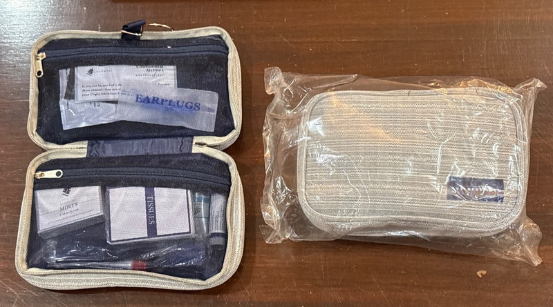 (2) Continental Airline Travel Pouch Business 1st Class Amenity Bag Toiletry Kit