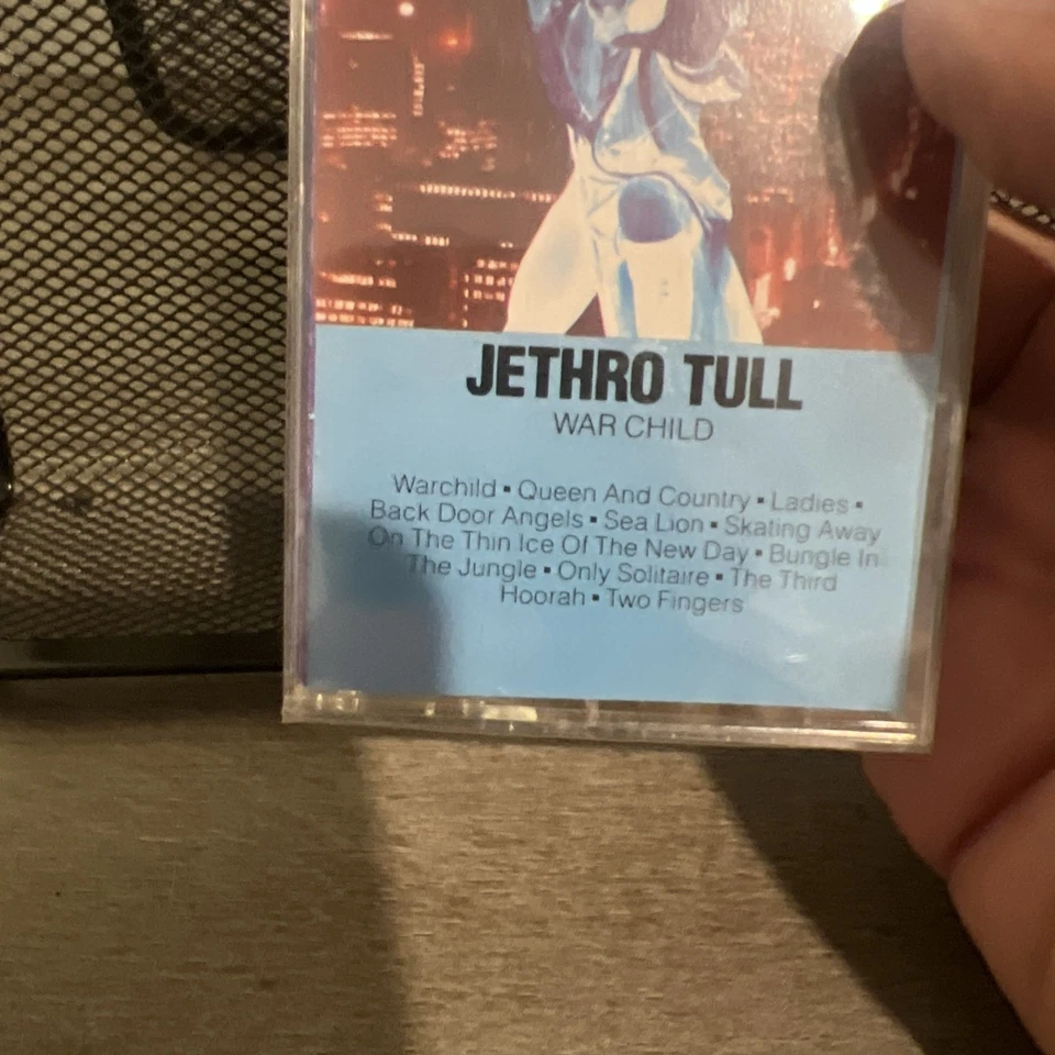 JETHRO TULL: War Child CHRYSALIS Cassette- New Sealed! - Image 4 of 4