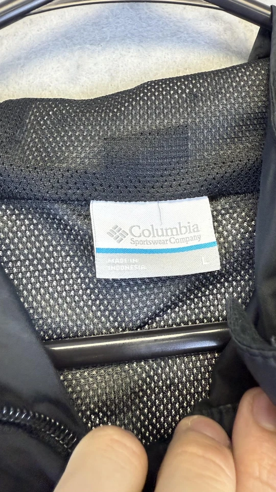 Columbia Chaqueta Mujer Grande Negro Omni-Tech Impermeable Transpirable Abrigo con Capucha Foto 4 de 4