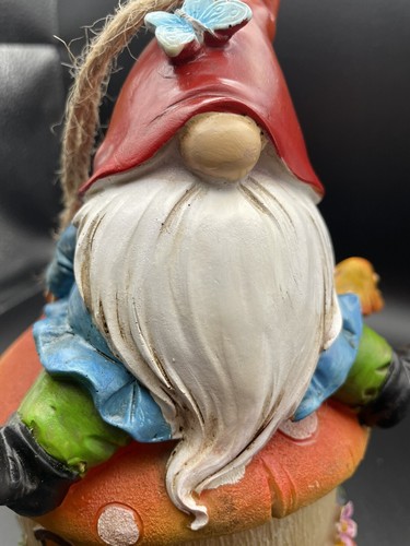 Adorable hanging garden gnome birdhouse-resin - Picture 7 of 11