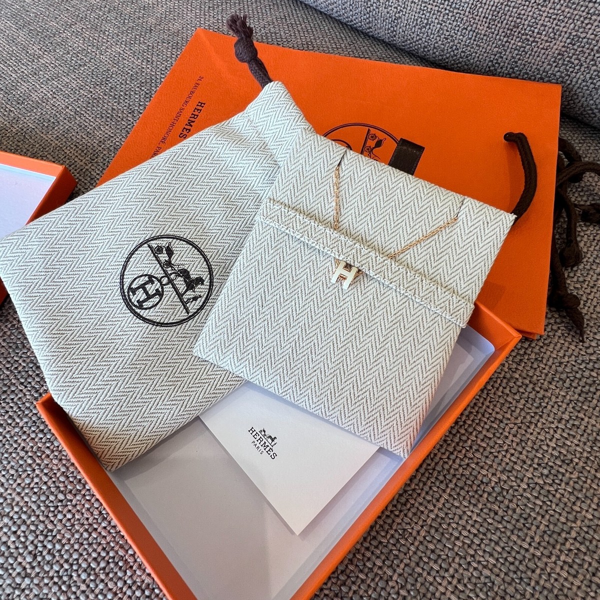 Hermes Mini Pop H Pendant Rose Gold & Blanc H147992FO49 | eBay