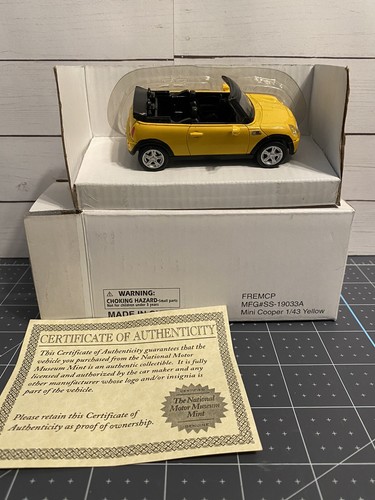Diecast YELLOW MINI COOPER 1:43 NIB National Motor Museum Vintage w COA