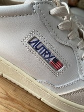 Autry Medalist Low Man Trainers, UK size 8, White, Leather/Suede – Brand New