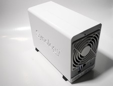 Synology DS220J NAS Enclosure - empty no drives