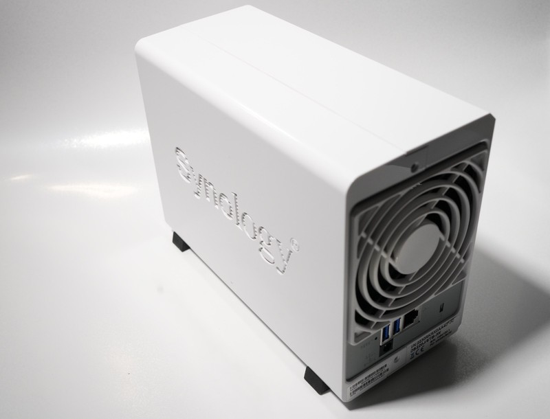 Synology DS220J NAS Enclosure - empty no drives