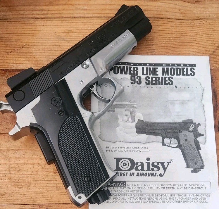 Daisy ~ Power Line Model 93, w/ Manual, Made in Japan, w/ 3 CO2's