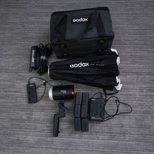 Godox ML60 60W Handheld LED Video Light 69000LUX 0.5m Daylight Softbox Used