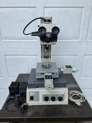 Nikon Measurescope 20 Laboratory/Toolmakers Microscope - Mitutoyo