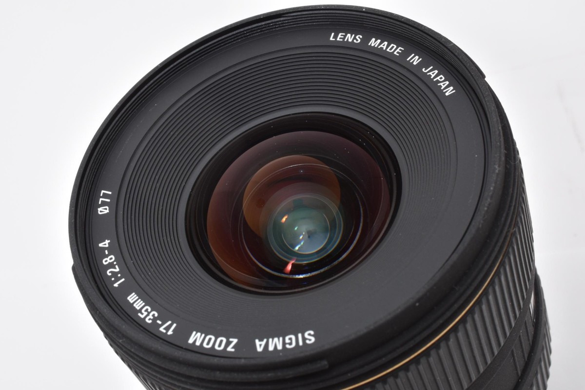 SIGMA 17-35mm AF Fast F2.8-4 D EX Nikon Zoom Lens + Lens Hood