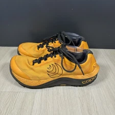 Topo Athletic Mens MTN Racer 3 Mango/Espresso Running Shoes Sneakers Size 10.5