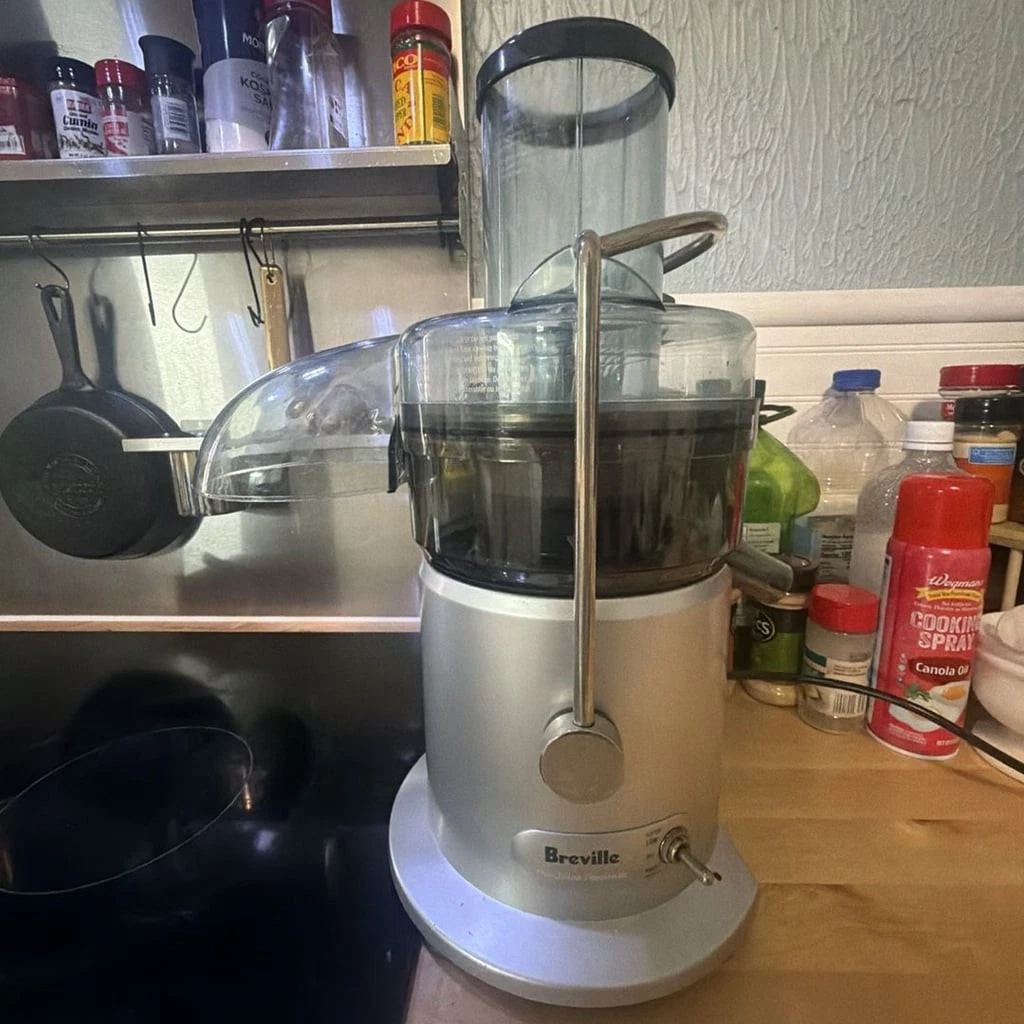 Breville The Juice Fountain JE98XL Centrifugal Juicer