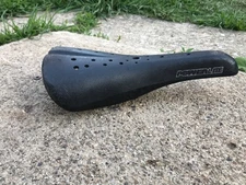 vintage retro redline bmx seat viscount 2166 Solid No Cracks Ethced