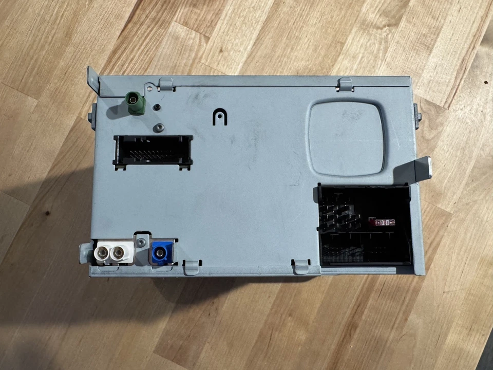 🏁RADIO PANTALLA NAVEGACIÓN FRONTAL VOLKSWAGEN OEM TIGUAN BEETLE GOLF PASSAT JETTA Foto 2 de 4