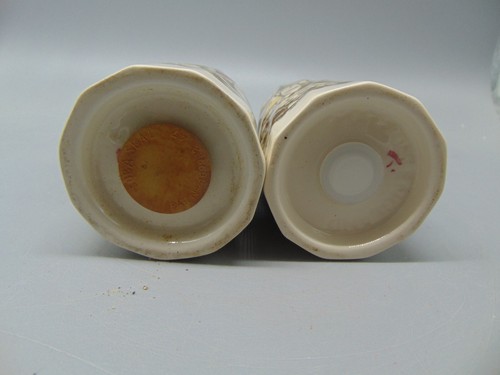 Friendly Village Staffordshire Johnson Bros Salt and Pepper Shakers - Picture 2 of 3