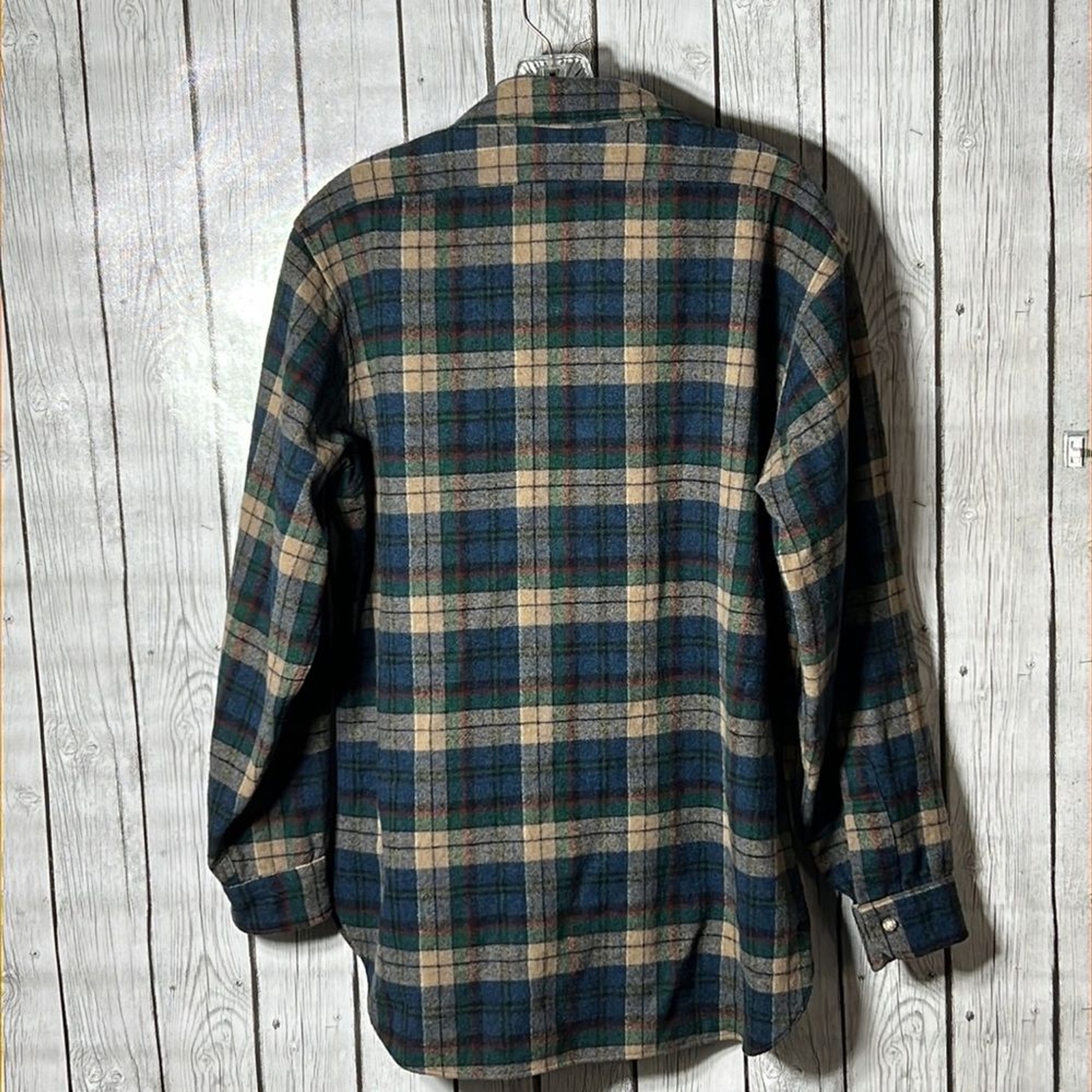 Pendleton 100% virgin wool plaid button front shi… - image 5