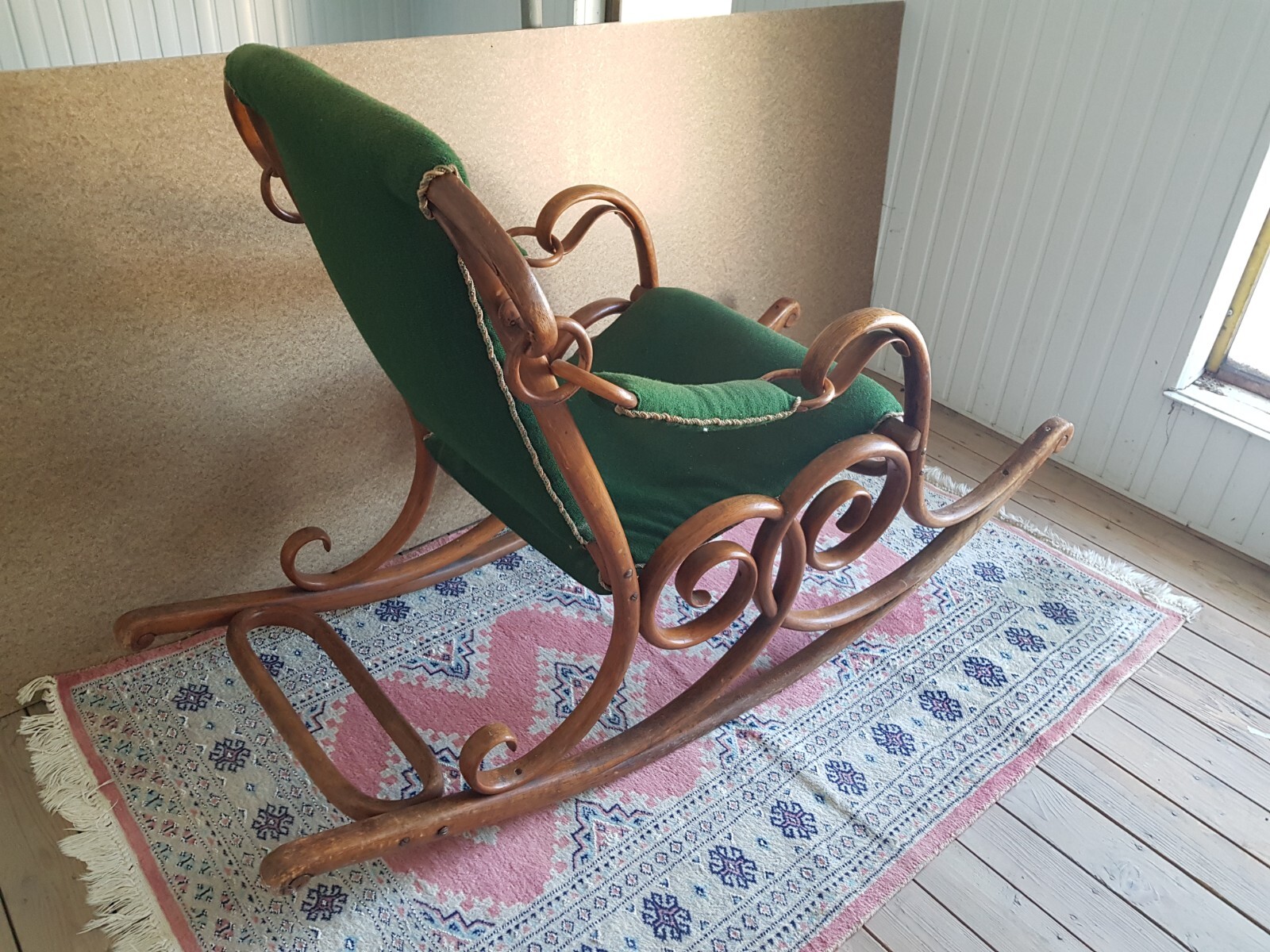 Ein seltener Thonet nr. 3 Bugholz Schaukelstuhl Rocker 1880