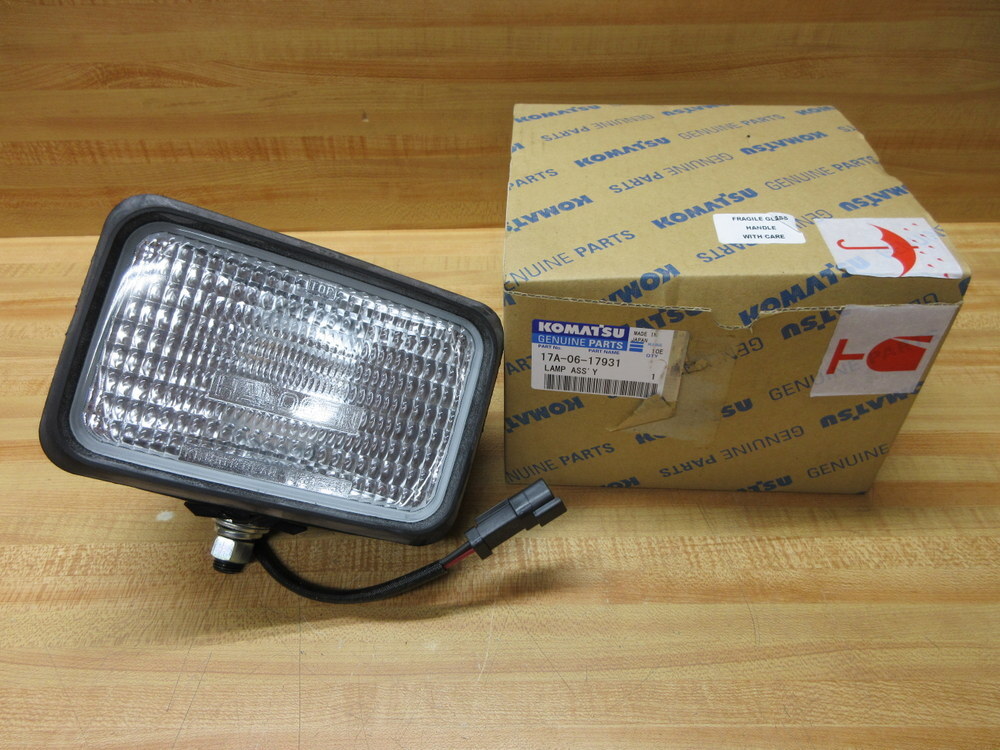 Komatsu 17A-06-17931 Lamp Assembly 17A0617931 | eBay
