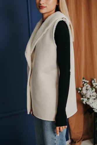 Women's White Shearling Vest | Genuine Sheepskin & Suede | Elegant Fur Gilet - Picture 2 of 7