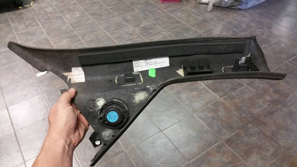 A POST COVER AUDI R8 GEN1 ALCANTERA WITH TWEETER COVER 420 867 233